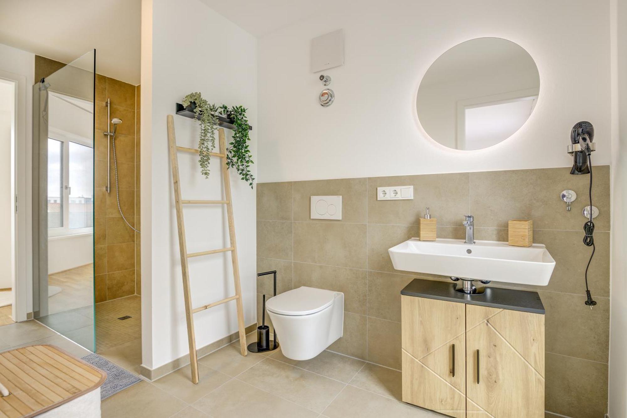 Exklusive 3-Zimmer Luxus-Maisonette In Hochheim - Naehe Frankfurt Flughafen, Wiesbaden Und Mainz Hochheim am Main Ngoại thất bức ảnh
